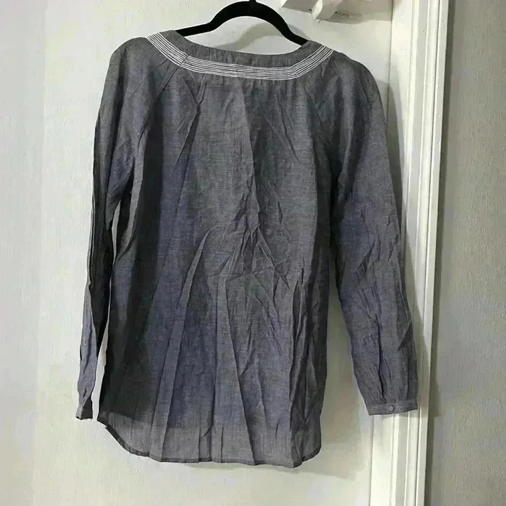 J.Crew embroidered women’s top - Picture 4 of 11